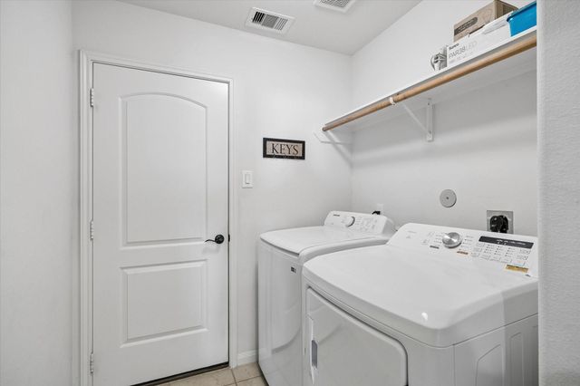 2005 Clatt Way, Conroe, TX 77301