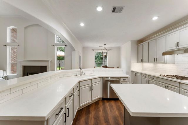 6643 Knollbridge Lane, Spring, TX 77379