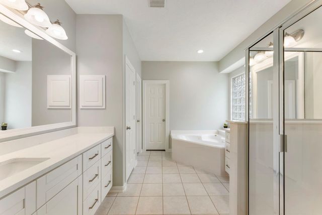 6643 Knollbridge Lane, Spring, TX 77379