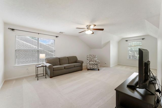 6643 Knollbridge Lane, Spring, TX 77379