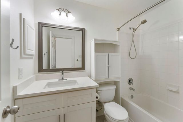 6643 Knollbridge Lane, Spring, TX 77379