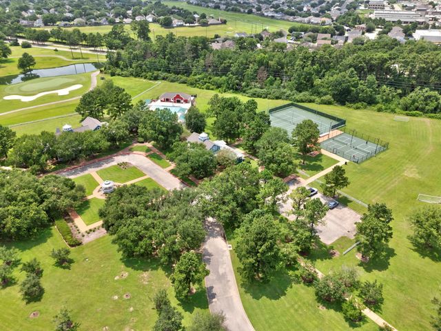 6643 Knollbridge Lane, Spring, TX 77379