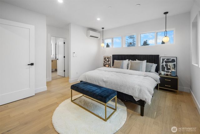 6014 35th Avenue NE, Seattle, WA 98115