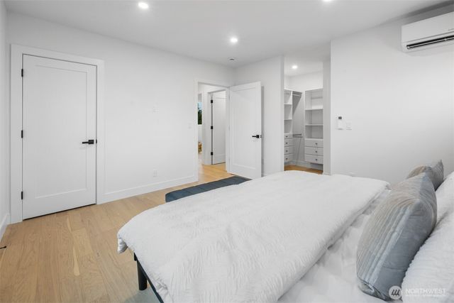 6014 35th Avenue NE, Seattle, WA 98115