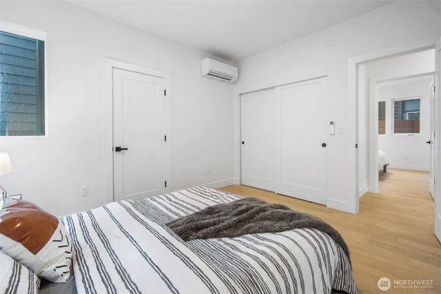 6014 35th Avenue NE, Seattle, WA 98115