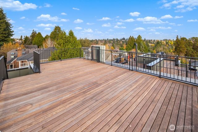 6014 35th Avenue NE, Seattle, WA 98115