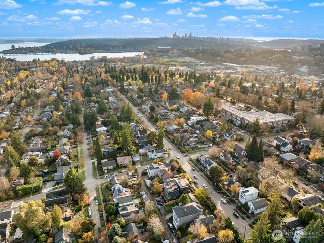 6014 35th Avenue NE, Seattle, WA 98115