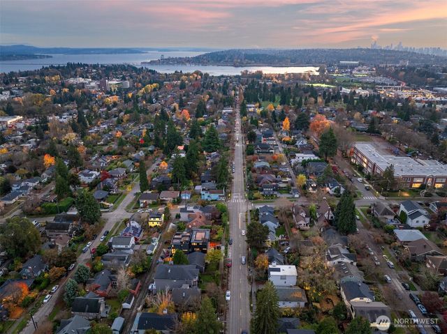 6014 35th Avenue NE, Seattle, WA 98115