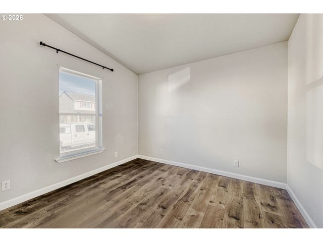 2431 N FREMONT St, Cornelius, OR 97113