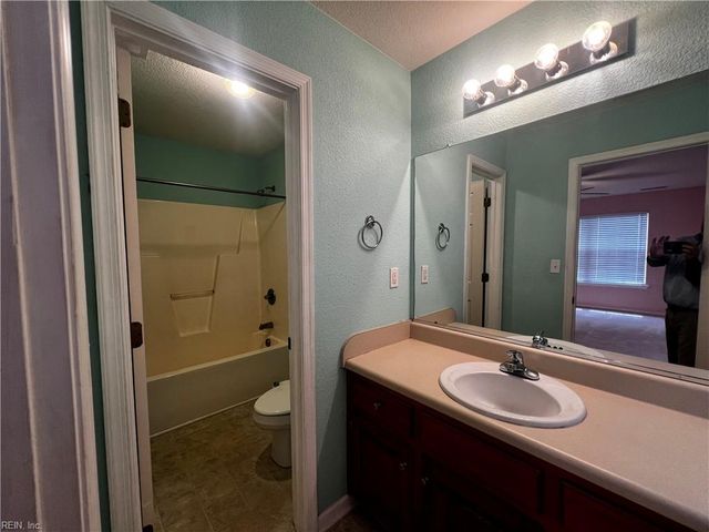 6350 Old Townpoint RD, Suffolk, VA 23435