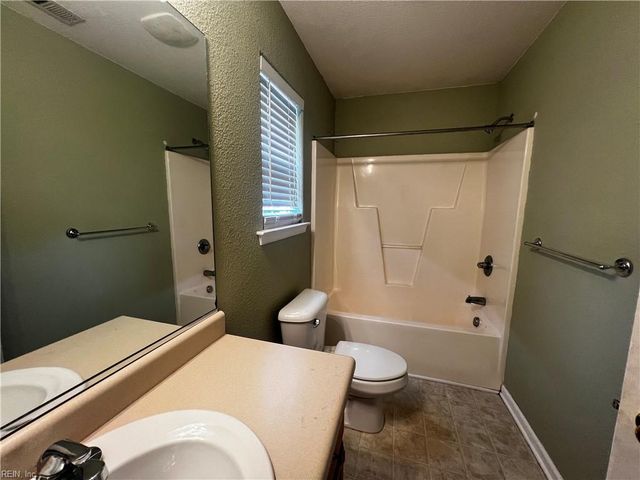6350 Old Townpoint RD, Suffolk, VA 23435