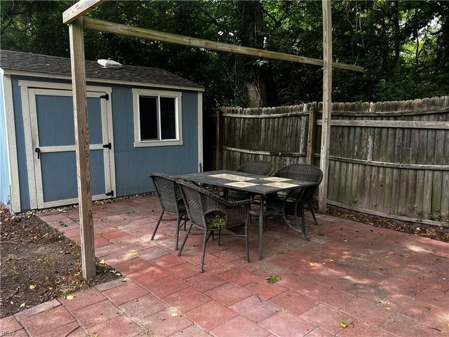 6350 Old Townpoint RD, Suffolk, VA 23435