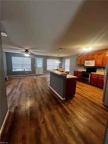 6350 Old Townpoint RD, Suffolk, VA 23435