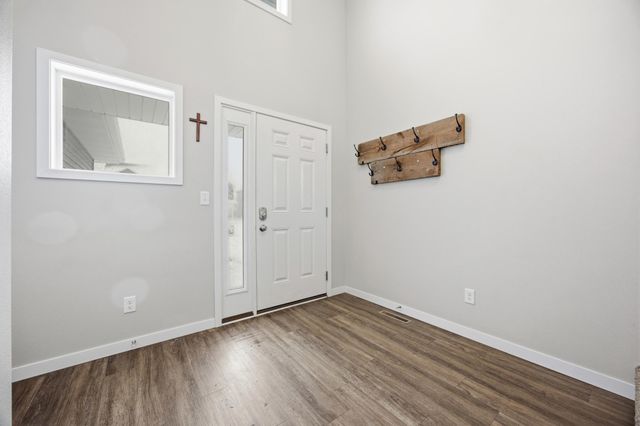 2170 Dock Drive W, West Fargo, ND 58078