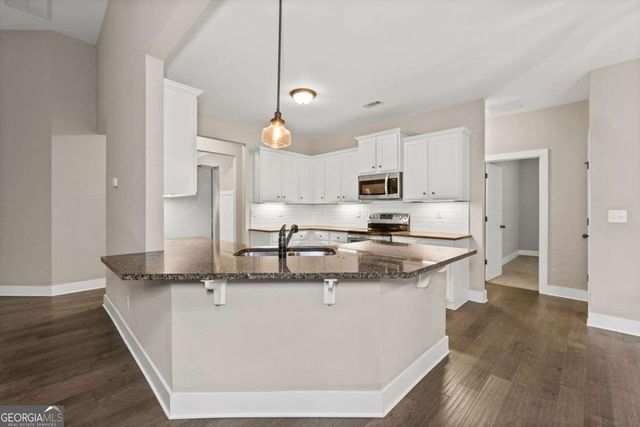 350 Stonegate Court, Dallas, GA 30157