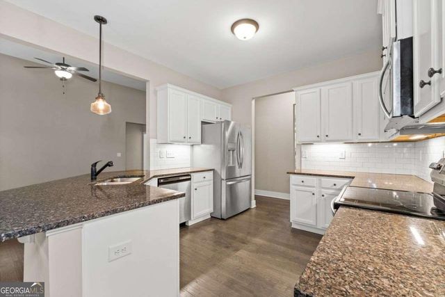 350 Stonegate Court, Dallas, GA 30157