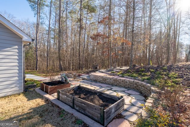 350 Stonegate Court, Dallas, GA 30157