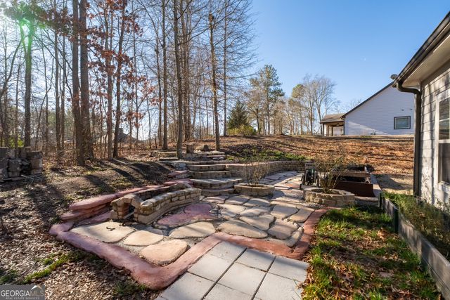 350 Stonegate Court, Dallas, GA 30157