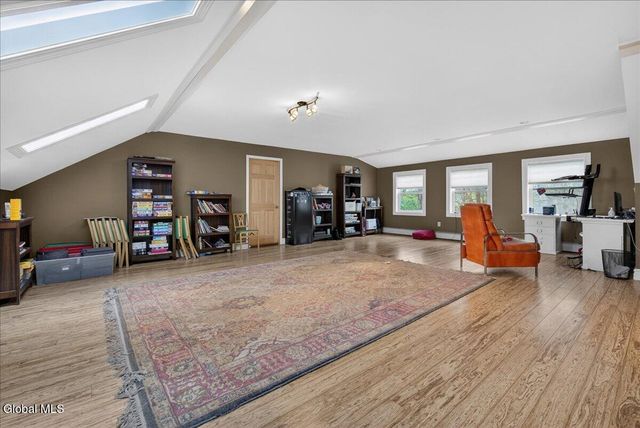 6 Sage Hill Lane, Menands, NY 12204