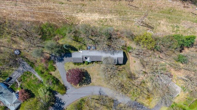6 Sage Hill Lane, Menands, NY 12204