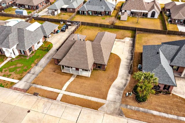 445 Sugar Highland Boulevard, Houma, LA 70360