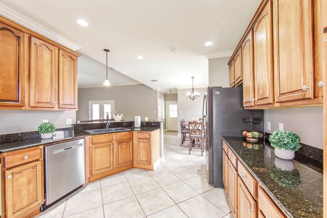 445 Sugar Highland Boulevard, Houma, LA 70360