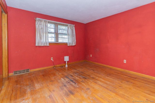 240 Hillhurst Avenue, New Britain, CT 06053