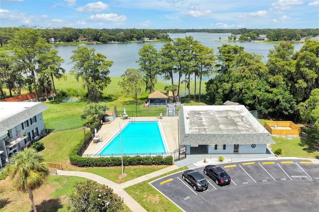 915 W OAK RIDGE ROAD B, Orlando, FL 32809