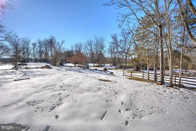 42618 ST CLAIR LN, Leesburg, VA 20176