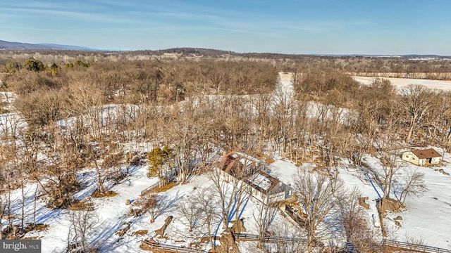 42618 ST CLAIR LN, Leesburg, VA 20176