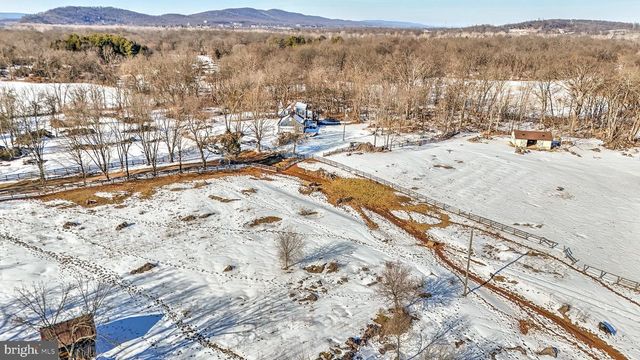 42618 ST CLAIR LN, Leesburg, VA 20176