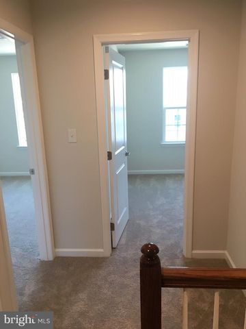 172 MULBERRY DR, Malvern, PA 19355