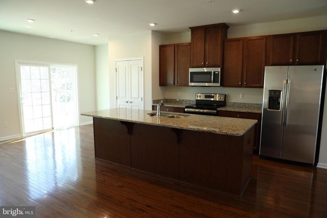 172 MULBERRY DR, Malvern, PA 19355