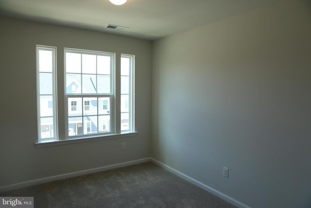 172 MULBERRY DR, Malvern, PA 19355