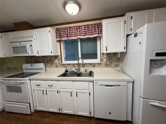 616 KLICKETY KLAK, Valrico, FL 33594