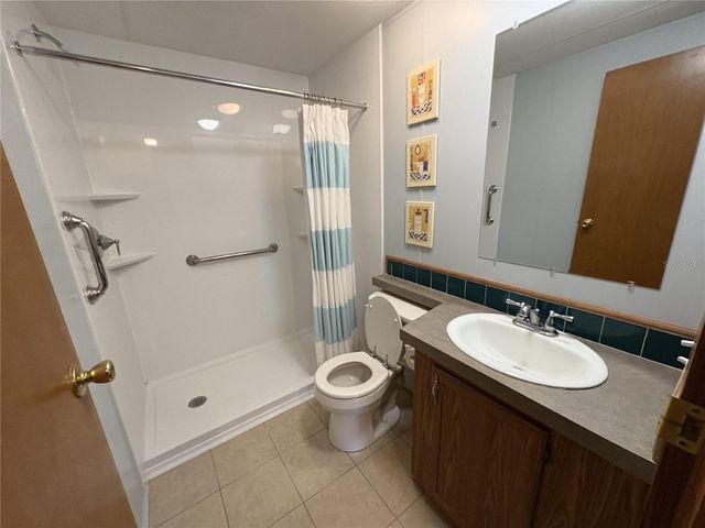 616 KLICKETY KLAK, Valrico, FL 33594