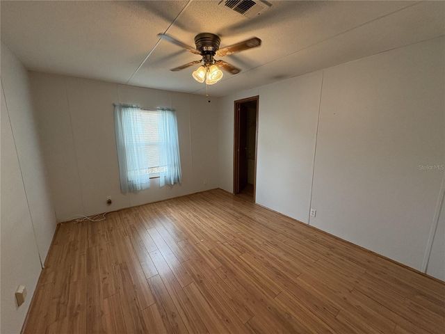 616 KLICKETY KLAK, Valrico, FL 33594