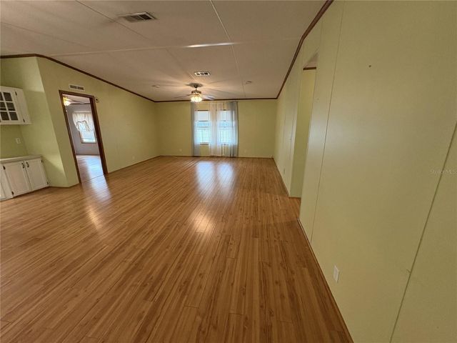 616 KLICKETY KLAK, Valrico, FL 33594