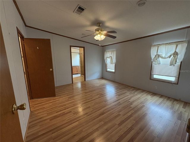 616 KLICKETY KLAK, Valrico, FL 33594