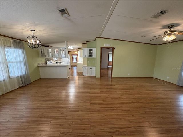 616 KLICKETY KLAK, Valrico, FL 33594