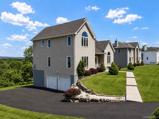 11 Oakridge Road, Middletown, NY 10940