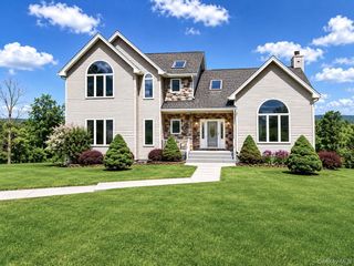11 Oakridge Road, Middletown, NY 10940