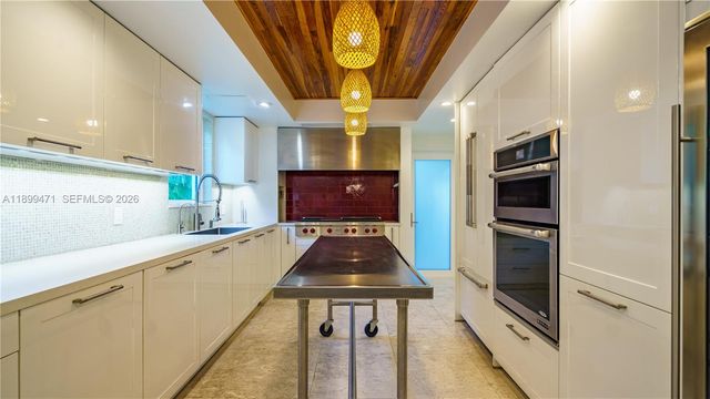 320 Polk Street, Hollywood, FL 33019