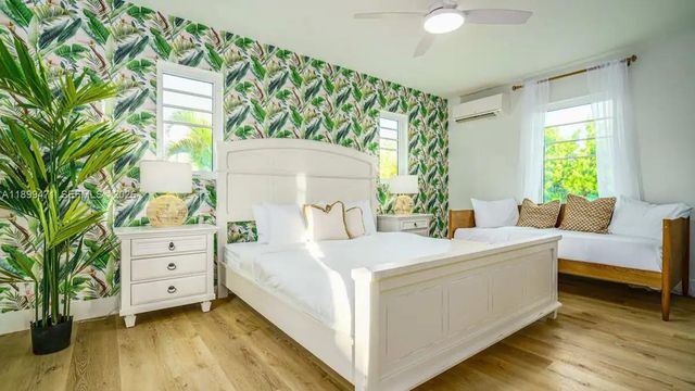 320 Polk Street, Hollywood, FL 33019