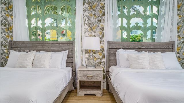 320 Polk Street, Hollywood, FL 33019