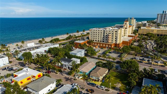 320 Polk Street, Hollywood, FL 33019