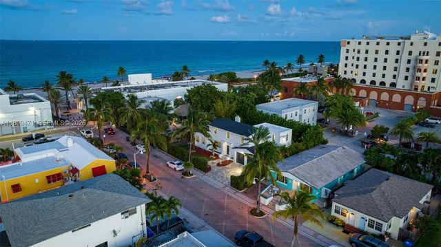 320 Polk Street, Hollywood, FL 33019
