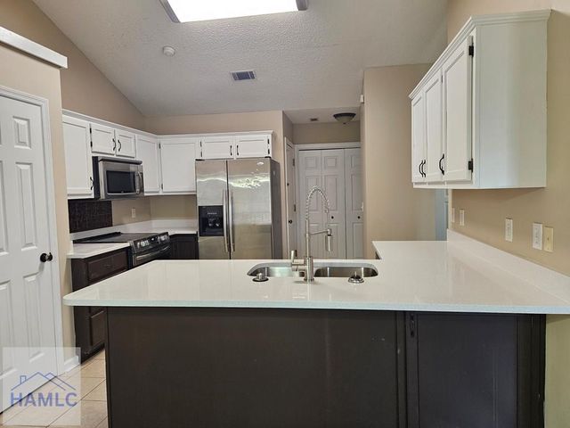 1918 Salisbury Way, Hinesville, GA 31313