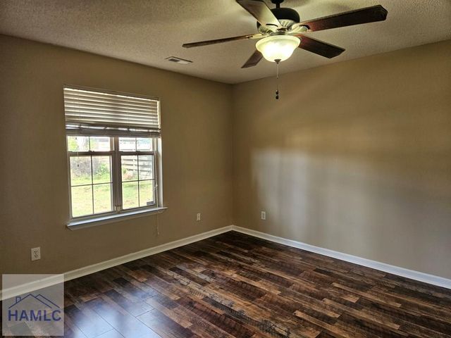 1918 Salisbury Way, Hinesville, GA 31313