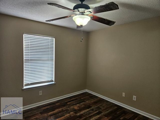 1918 Salisbury Way, Hinesville, GA 31313